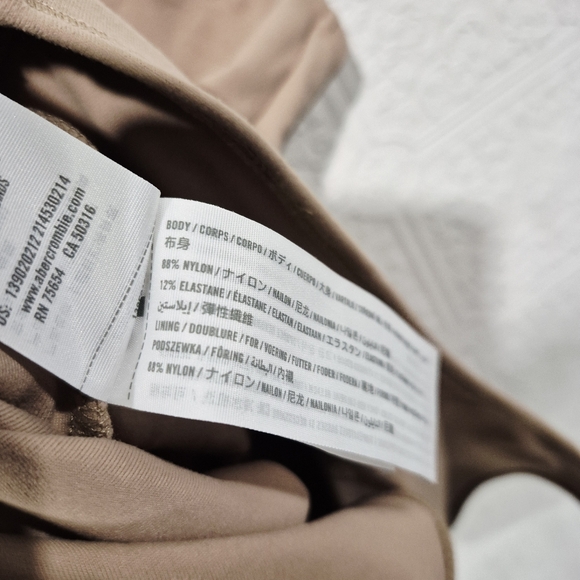 Abercrombie & Fitch Soft A&F Tan Square Neck Seamless Bodysuit Size XL - Picture 5 of 9